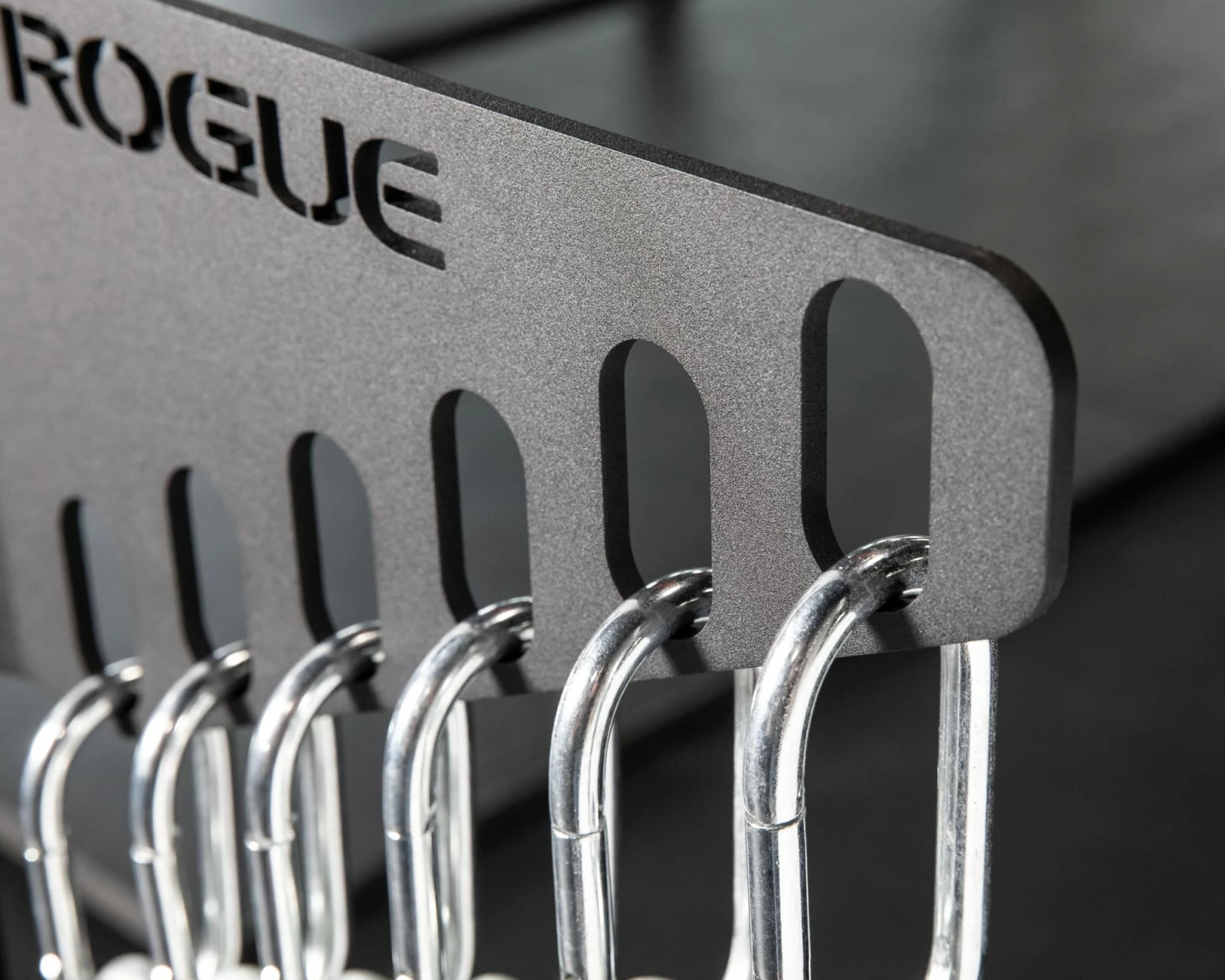 Rogue Fitness Monster Lite Chain Hanger - Image 4