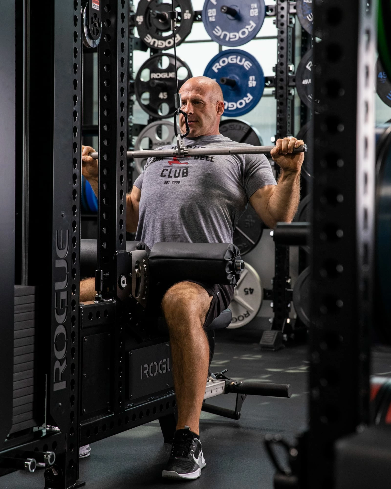 Rogue Fitness Rogue Stainless Straight Lat Bar - Image 2